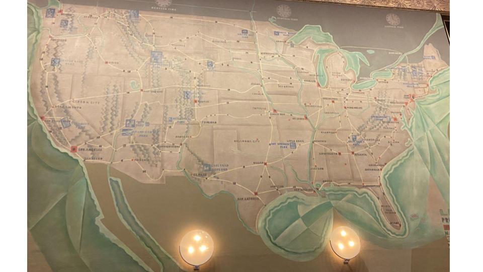 Mural of Map of U.S. with 1920s roadways and National Parks in the Chicago Motor Club building, Chicago IL
